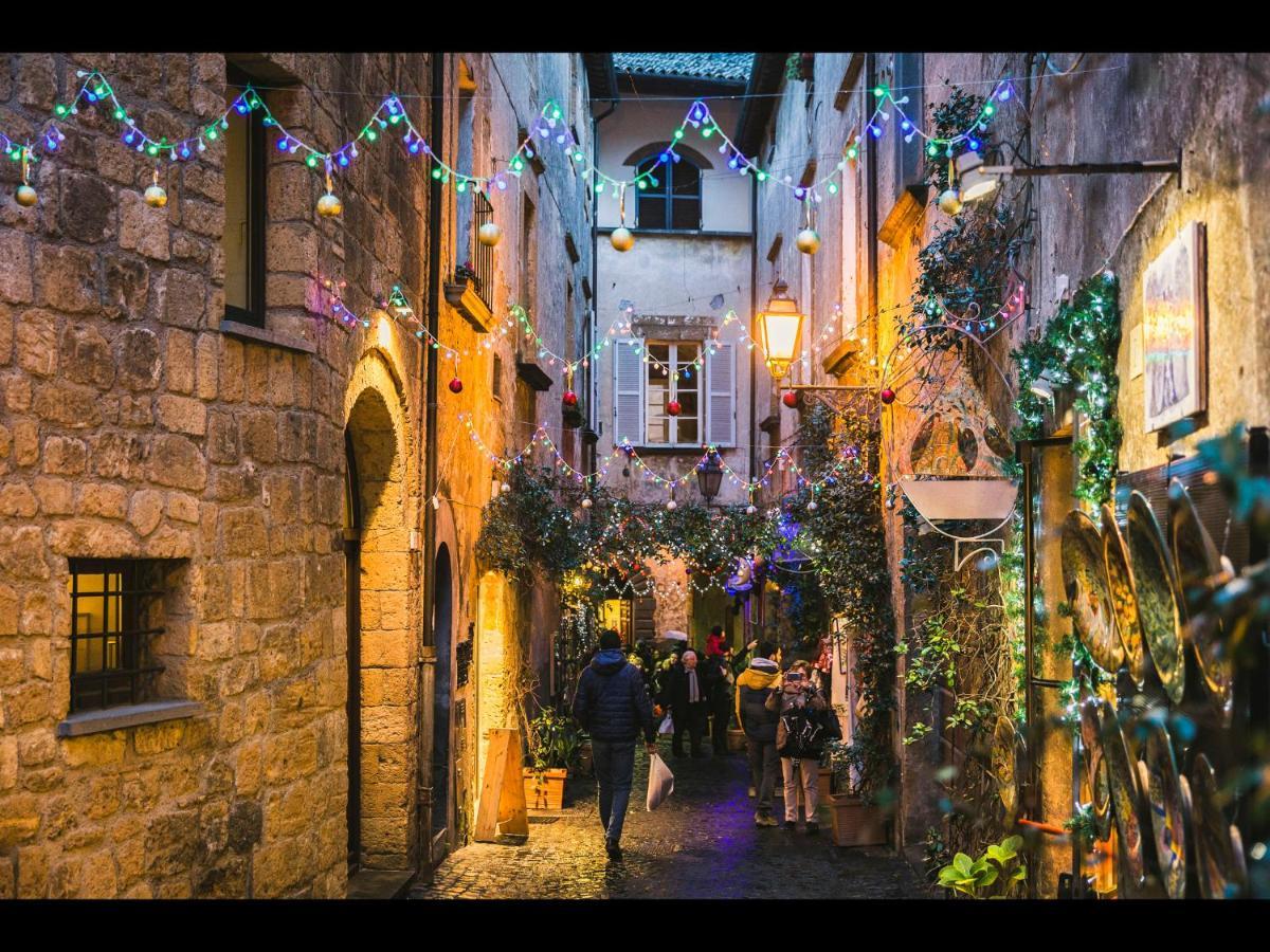 Stanza Con Bagno Privato Orvieto Centro Storico, Aria Condizionata Netflix Vicino Al Pozzo Della Cava-Affittacamere "Carvajal Rooms" Bagian luar foto