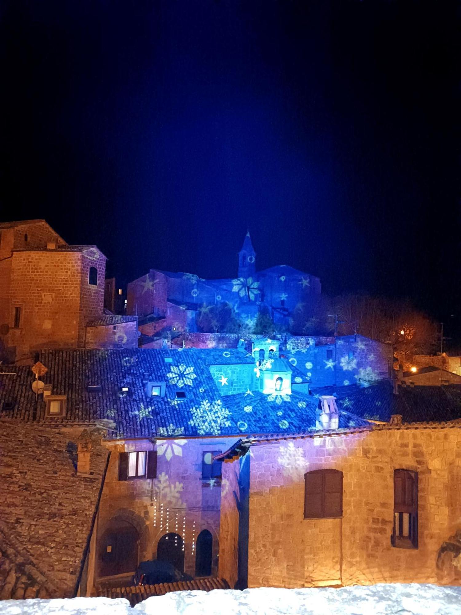 Stanza Con Bagno Privato Orvieto Centro Storico, Aria Condizionata Netflix Vicino Al Pozzo Della Cava-Affittacamere "Carvajal Rooms" Bagian luar foto